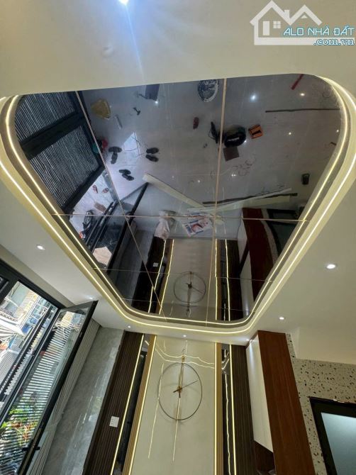 Gía Sốc 2,x tỷ - 140m2 dtsàn, Nhà 1 Lầu Xây Mới 100% TẶNG TOÀN BỘ NỘI THẤT,đường ô tô tận - 2