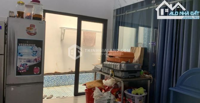BÁN NHÀ ĐẸP 2 TẦNG HẺM ÔTÔ 7 CHỖ VÀO NHÀ 6x26=150M2 GẦN BIỂN VŨNG TÀU GIÁ TỐT 8.7 TỶ - 2