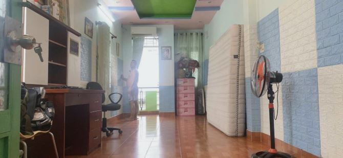 SÁT HẺM XE HƠI - NGUYỄN HỒNG ĐÀO - P.13 TÂN BÌNH - 59m² ( 3x19.7 ) 5TẦNG - 6PN - 6 TỶ TL. - 2