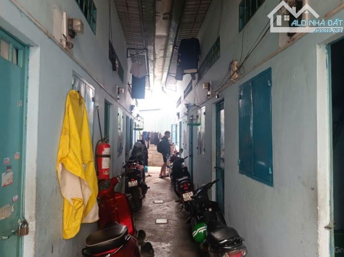 Gấp bán nhà gần MT Nguyễn Xiển, Quận 9(cũ), giá 10.7 tỷ, dt 340m2 - 2