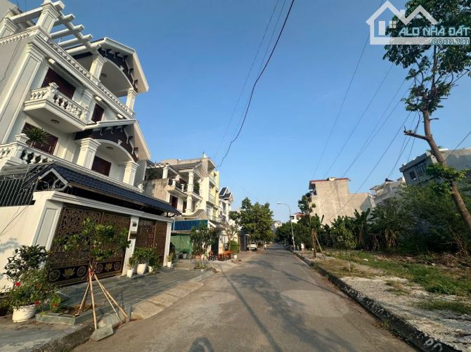 150m2 đất biệt thự Vườn Hồng - Ngang 7.5m - Đường 12m - 2