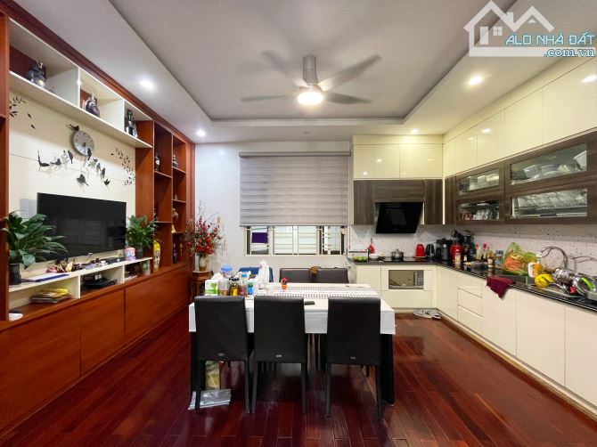 Nhà 6 tầng thang máy tuyến 2 Lê Hồng Phong - 83m2 ngang 5.5m - Nội thất cao cấp - 2