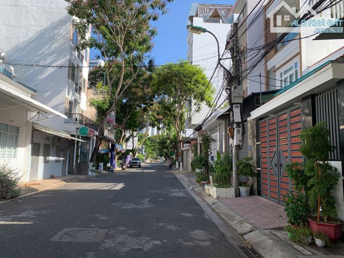 Lô đất đẹp vuông vắn đường nhựa 13m khu Ba Làng . Cách biển chỉ 300m - 2