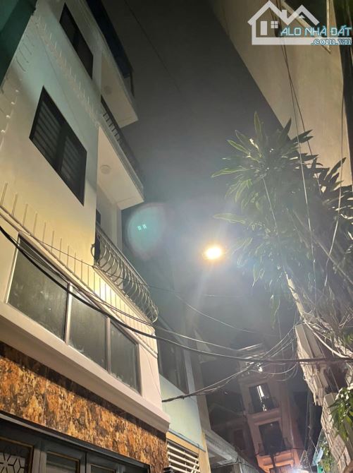 Nhà hiếm còn sót lại tại Cổ Nhuế, 48m2, 4 tầng, MT 4m, giá 9,95 tỷ, tặng full nội thất - 2