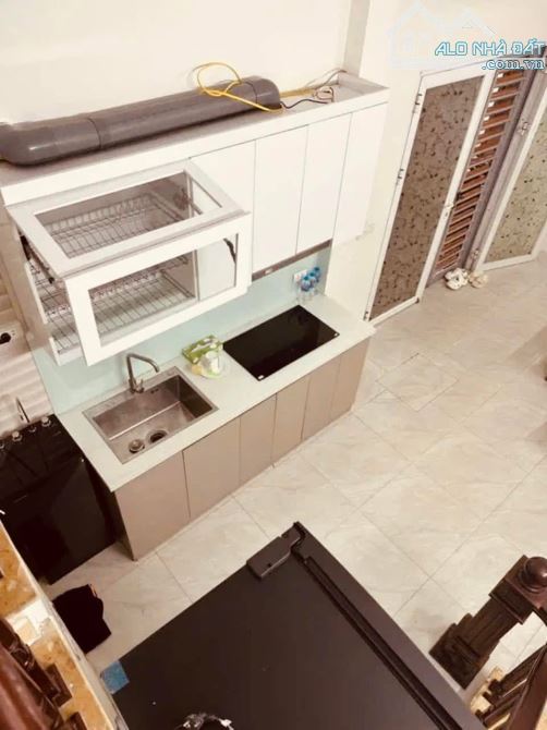 Bán nhà Phố Vọng 27m2, 3T, mt 7.2m oto đỗ cửa, 15m ra phố, ngõ thẳng, chưa sổ. Giá 3.25 tỷ - 2