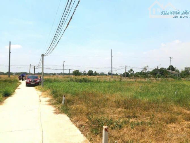 Chính chủ gửi 1244m2 đất, đường xe hơi, giá rẻ chỉ 3,3tr/m2 - 2