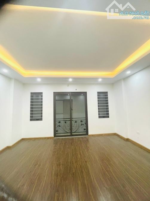 Bán nhà Học viện Tài Chính, 35m2, phân lô, ô tô, nội thất chủ tặng,  nhỉnh 5tỷ. - 2