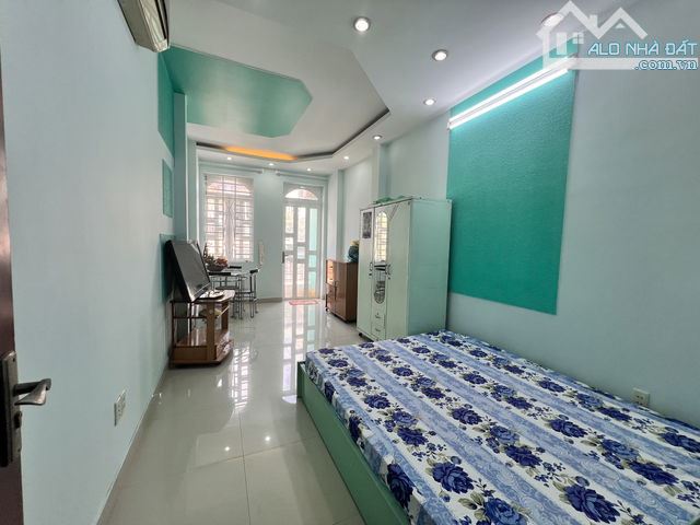 Nhà lệch tầng, HXH Lê Văn Sỹ, 5 tầng BTCT 54m2, chỉ 10 tỷ TL - 2