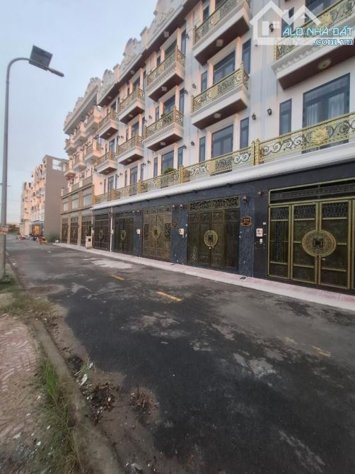 Bán nhà khu phânn lô đồng bộ quốc lộ 1 A bình HHB - 2