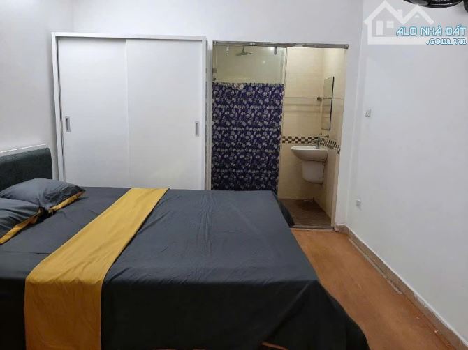 Cho thuê căn hộ 2PN full nội thất tại 137 Nguyễn Ngọc Vũ, 12 triệu, 75m2,view đẹp nhà mới - 2