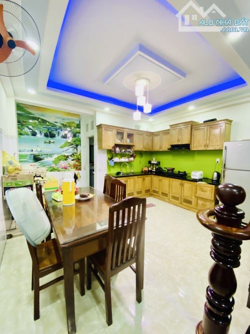 Bán Nhà Q12 - 60M2 ( 4,5x 13.5 ) - 4Tầng - Hẻm HXH -  Chỉ 5,99Tỷ. - 2