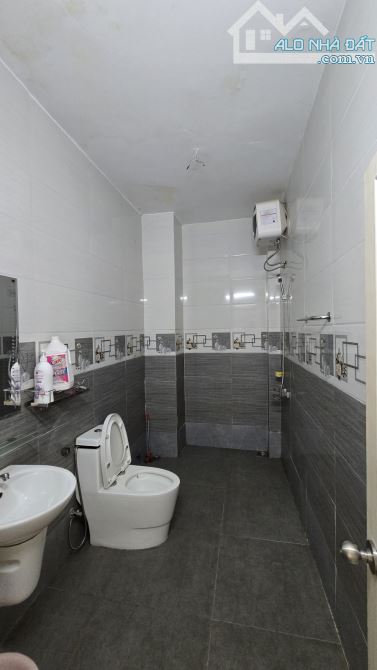 💥HOT – NHÀ 2 MẶT KIỆT VEN BIỂN NGUYỄN TẤT THÀNH – 93M2, GIÁ CHỈ 6.45 TỶ – Ô TÔ VÀO NHÀ💥 - 2