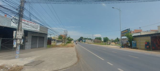 bán lô đất 1500m2- thổ cư- thị trấn hậu nghĩa- gần dự án vinhomes- giá tốt cho anh chị ạ - 2