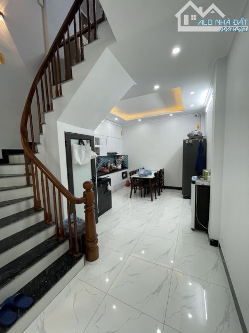 6.7 Tỷ, 42m, 5T, Nhà Phố Cầu Diễn, Văn Tiến Dũng, Bắc Từ Liêm - 2