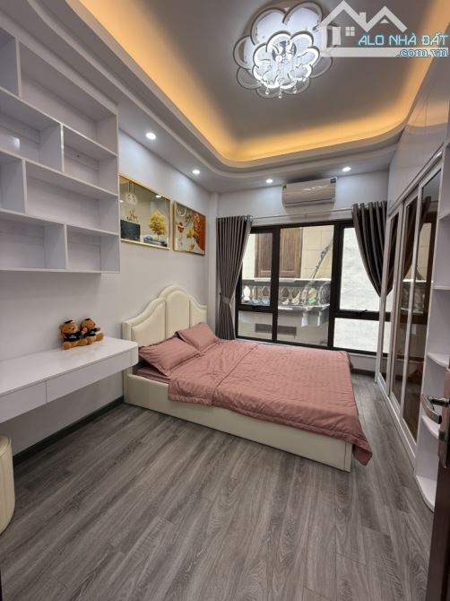 NHÀ ĐẸP QUẬN THANH XUÂN- NGAY SÁT NGÃ TƯ SỞ- 70M RA MẶT PHỐ- FULL ĐỒ NỘI - CÔNG NĂNG. - 2