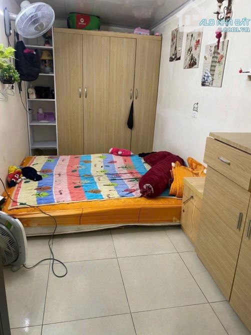 Bán nhà cấp 4 gác xép tại Bắc Cầu Ngọc Thuỵ, Long Biên 35 mét, ngõ thông ô tô đỗ, 3.3 tỷ - 2