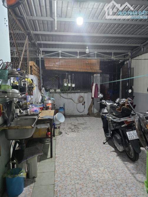 THỦ ĐỨC! Bán nhà ngay Gametro, Diện tích: 71m2(4,5*15,5) hẻm xe hơi đường số 3 Trường Thọ - 2