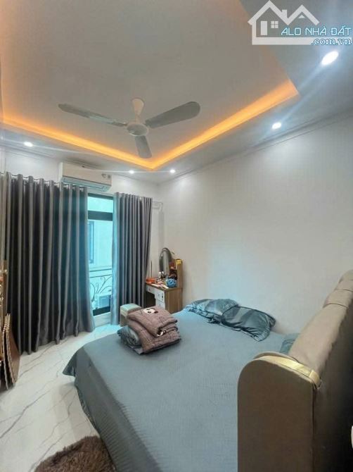 HIẾM NHÀ QUANG TRUNG LÔ GÓC 45M2 5 TẦNG MT 4M, GẦN Ô TÔ GẦN PHỐ CHỈ 8,2 tỷ - 2