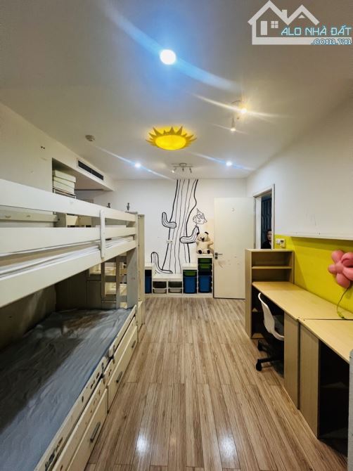 Bán CH Viện Khoa Học Kỹ Thuật Quân Sự DT 117,7m 3PN căn góc Full NT Có slot ô tô View Hồ - 2