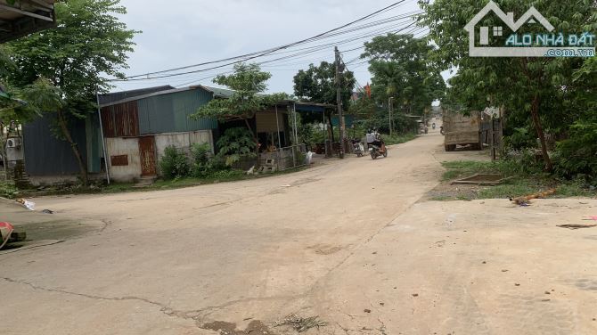 Tài chính chưa đến 2 tỷ sở hữu mảnh đất gần quốc lộ tại Đông Sơn - 2