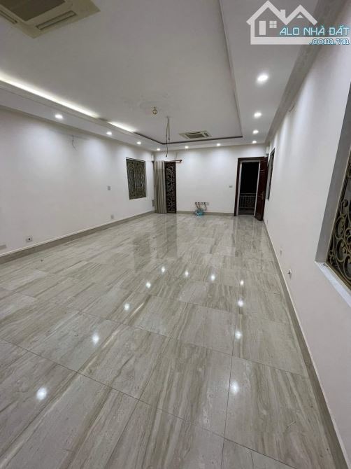 Toà Nhà Phố Chùa Láng_OTo _2 Mặt Ngõ Trước Sau_Dòng Tiền _DT102m_MT5.6m_7 Tầng_Giá 34 Tỷ - 2
