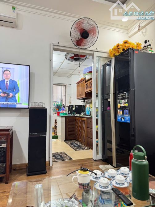 Còn sót lại duy nhất 01 căn cc Nguyễn Thiện Thuật sổ hồng giá tốt nhất chỉ 3 tỷ500, dt 76m - 2