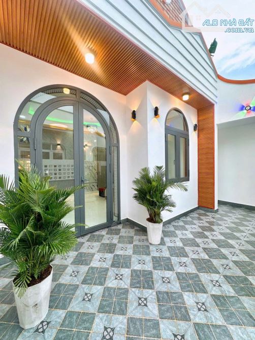 Mẫu Nhà Cấp 4  Đẹp Riêng Biệt Không Có Căn Thứ 2 -  Ngay Vòng Xoay Tân Kim - 2
