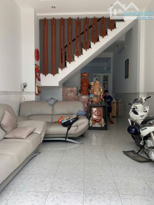 Bán nhà Đường Phạm Văn Đồng, Phường 3, Gò Vấp, giá nhỉnh ỷ (thương lượng chính chủ).  🌹Dt - 2