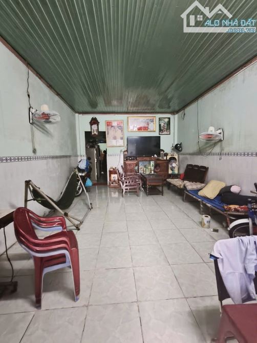 Bán nhà đường số 4 sau lưng trường Kim Đồng-hẻm 5m 66m2,2 Tầng 3 tỷ2 - 2
