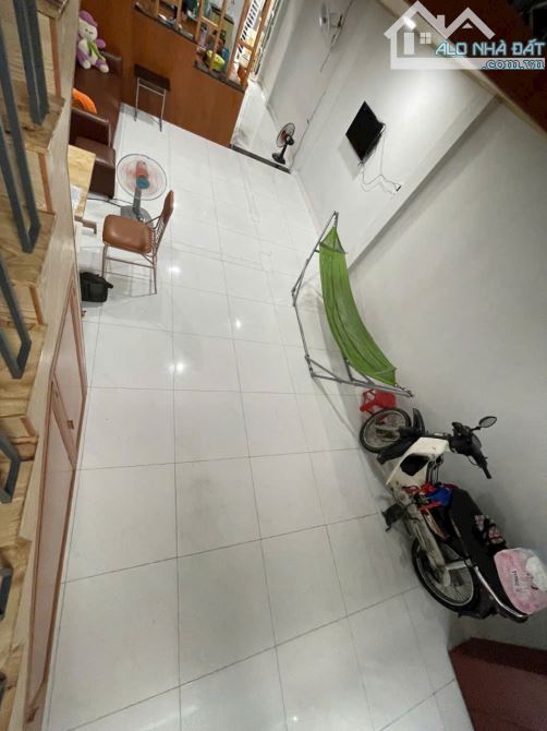 Bán nhà  Đường Số 8 gần chợ lk 5-6-64m2 ,2 Tầng hẻm 6m 1 sẹc Nhỉnh 3 tỷ - 2