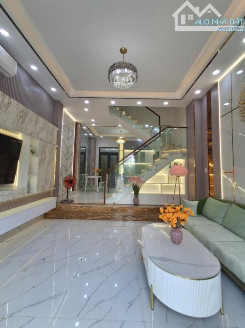 Nhà Đẹp huỳnh tấn phát, Q7 – 4 Tầng – Nội Thất Cao Cấp 6 tỷ hơn - 2