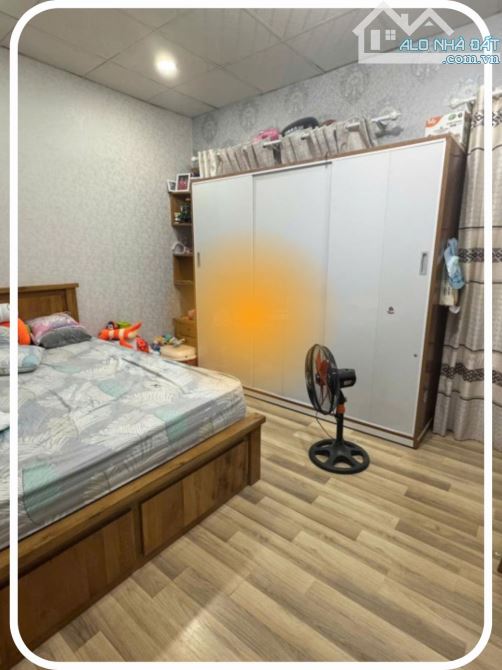 🏡 Bán nhà CMT8, P.15 Q.10, 2 mặt hẻm, 8.x tỷ! - 2