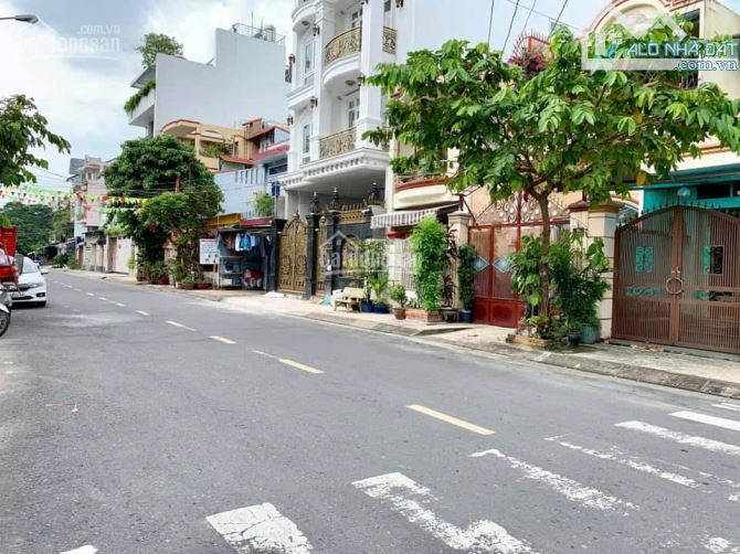 Bán nhà góc 2MTKD số 82 Dương Khuê - đường 16m và 13m  Gần Luỹ Bán Bích - Hoà Bình - 3