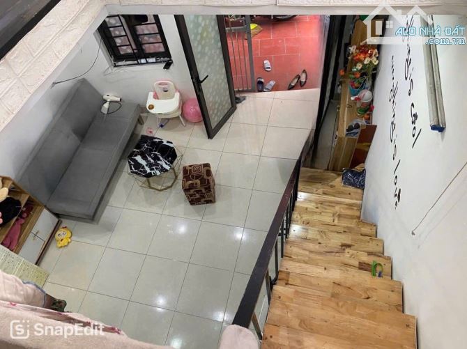 Bán nhà cấp 4 gác xép tại Bắc Cầu Ngọc Thuỵ, Long Biên 35 mét, ngõ thông ô tô đỗ, 3.3 tỷ - 3