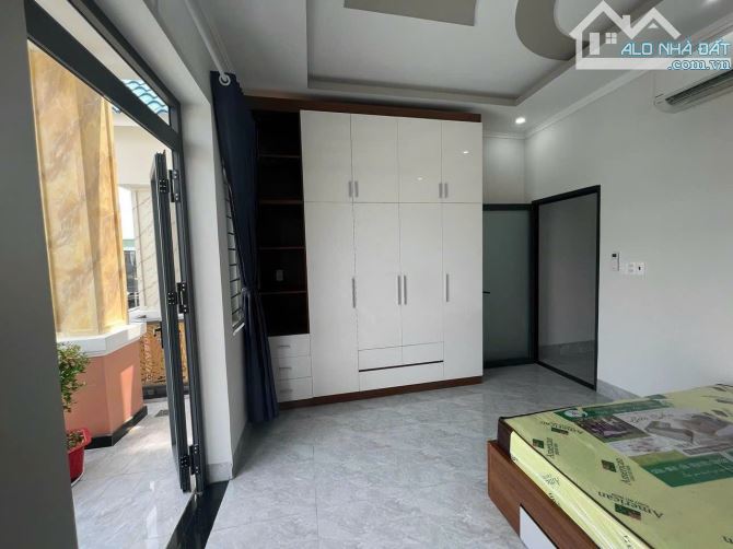 Bán Nhà 1 Trệt 2 Lầu sát Trường Tiểu Học Tân Phong 2, gần Ngã 3 Phú Đôn, Quân Đoàn 4 - 3