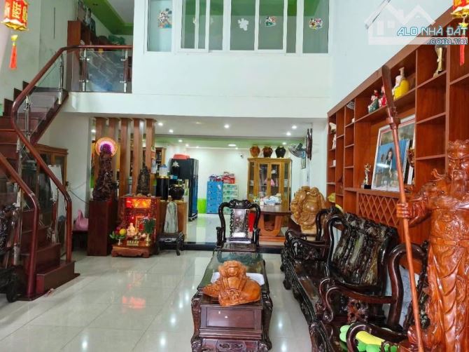 Nhà hẻm 171 Lý Thái Tổ, mê lửng, đường rộng 2 oto - 3