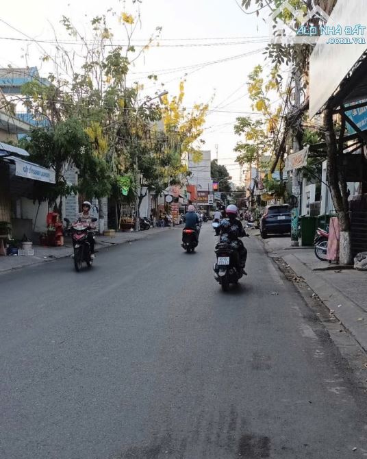 Cho thuê nhà ngang 7m đường Trần Hưng Đạo kế chợ Cái Răng - 3