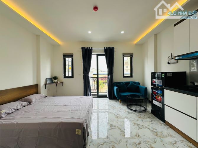 Cho Thuê CCMN Ngõ 96 Đê La Thành  Đống Đa 30m2 Studio Ban Công Cửa Sổ Thang Máy Trống 11P - 3