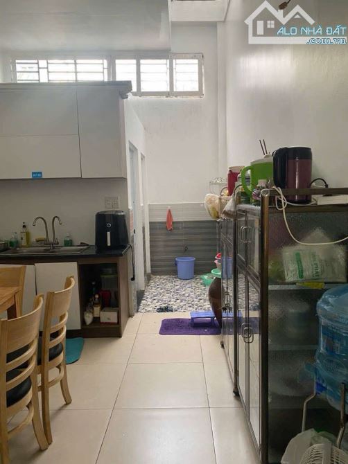 Bán Nhà Tô Ký 12. 100m2, 3 Tầng , Đường 7m .Xe hơi ngủ trong nhà.rẻ có 102 - 3