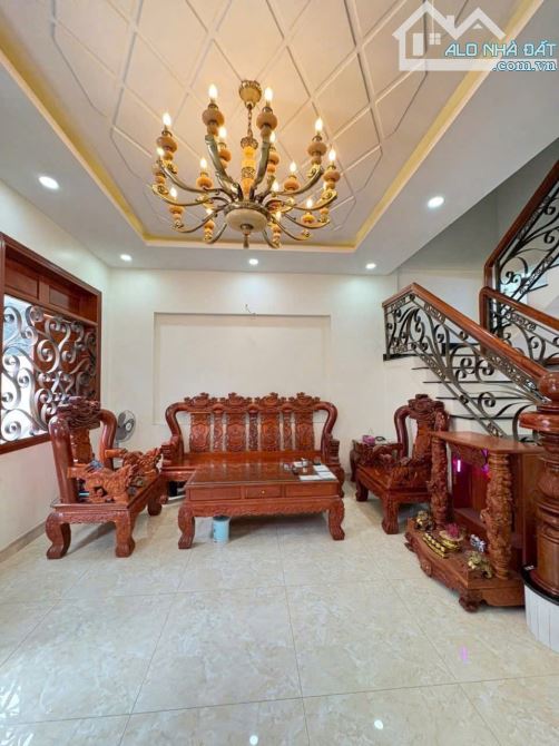 Bán Gấp Biệt Thự Mini 6X17.5 Trung Tâm Đông Hòa Dĩ An - 4