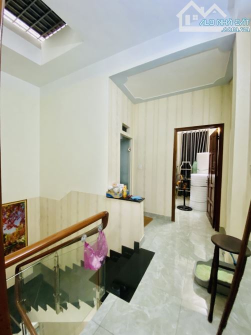 Bán Nhà Q12 - 60M2 ( 4,5x 13.5 ) - 4Tầng - Hẻm HXH -  Chỉ 5,99Tỷ. - 4