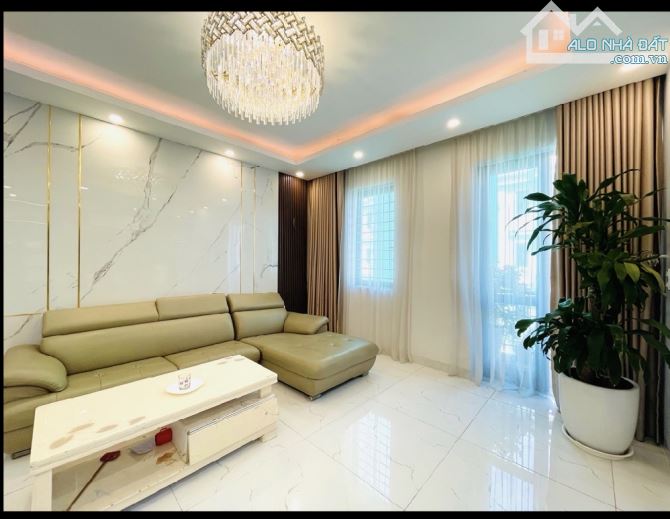 Nhà phố Nguyễn Xiển, Thanh Xuân, Hà Nội  96m2, 9 tầng, mt 5m Nhà đang cho thuê 140 triệu - 4