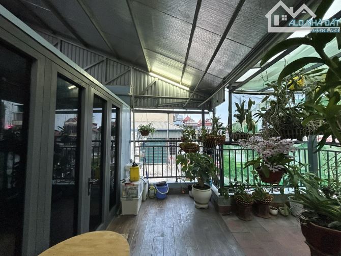 Bán nhà mặt phố Tạ Quang Bửu, Hai Bà Trưng, tiện kinh doanh 5 tầng 33m2 giá 13.5 tỷ