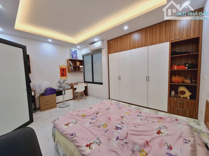 BÁN NHÀ QUAN NHÂN THANH XUÂN, LÔ GÓC 3 THOÁNG VỈA HÈ OTO TRÁNH, DT88M2 NHỈNH 30 TỶ - 4