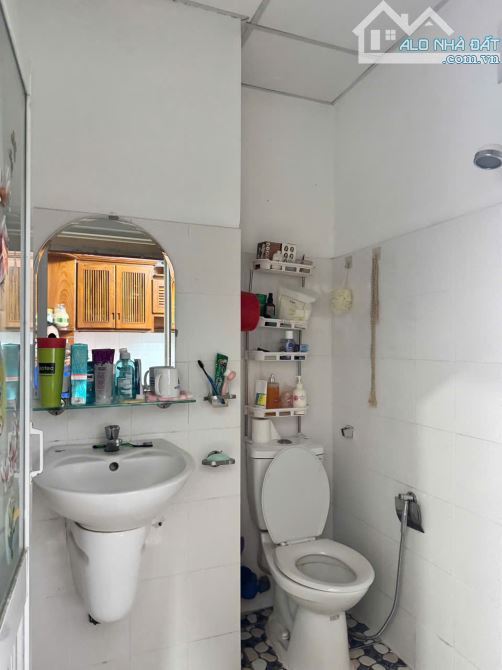 Còn sót lại duy nhất 01 căn cc Nguyễn Thiện Thuật sổ hồng giá tốt nhất chỉ 3 tỷ500, dt 76m - 4