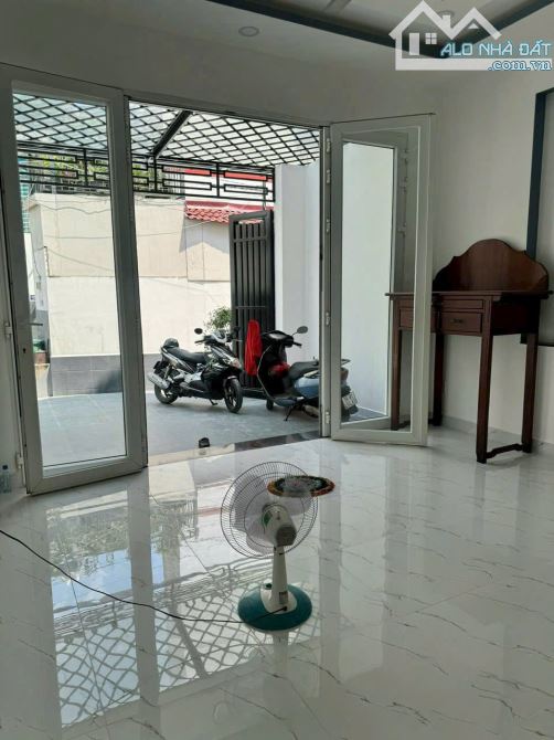 Nhà 3 Lầu 6x15 177m2 SD 4PN5WC Nguyễn Duy Trinh, HXH Gần Sông, Siêu Thị, Cầu Giồng Ông Tố - 4