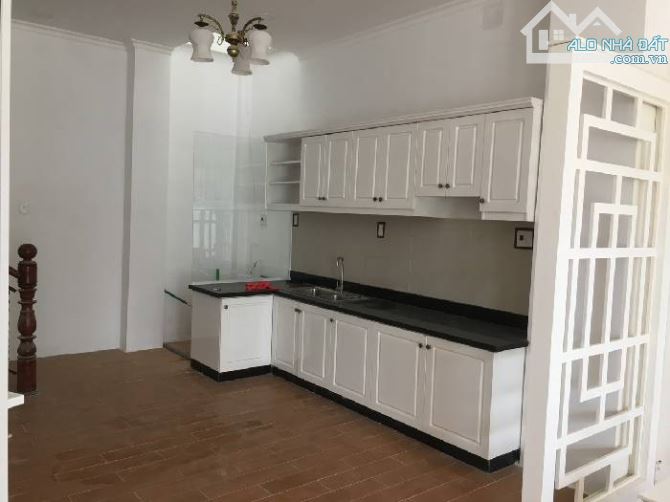 Nhà 2 tầng đường Thạnh Xuân 52, Thạnh Xuân, Quận 12, 69m2 (5,3x12), 5.2 tỷ - 4