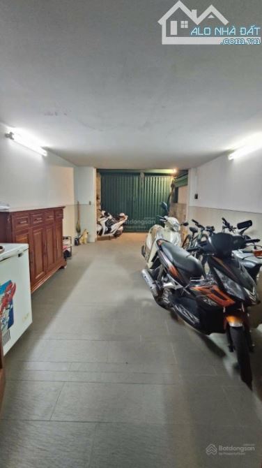 BÁN NHÀ QUẬN 8, CĂN GÓC 2 MT BÙI MINH TRỰC, HẺM Ô TÔ, 4 TẦNG (4.5X20M), NHỈNH 6 TỶ - 4
