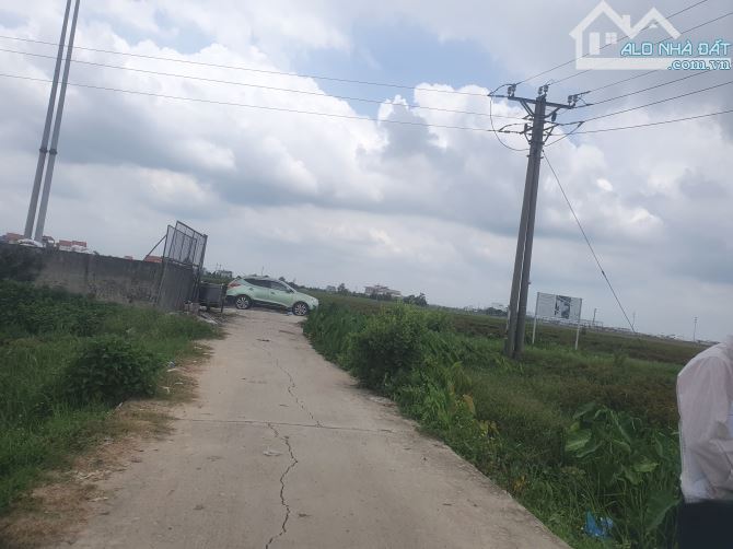 CTY cần bán nhanh 2,5ha đất SXKD Cụm Phùng Chí Kiên, mặt đường Phạn Ngũ Lão, chỉ 3,1 tr/m - 4