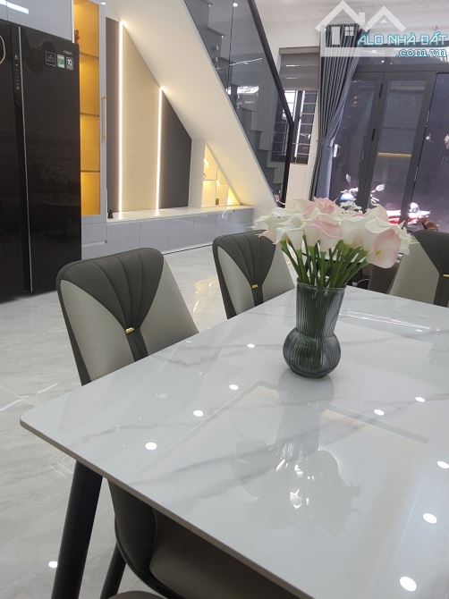 Bán Nhà Tặng Full Nội Thất Cao Cấp ngay Dương Cát Lợi, hàng xóm PMH, 70m2, SHR, 3,75 Tỷ - 5